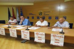 Os edís de Festas e Promoción Económica, Mar Gómez e Pablo Villamar, respectivamente, presentaron hoxe o evento xunto con Marcial Puente, representante da AVV Altea –que organiza esta cita co Concello- e Carlos Rey, patrón maior da Confraría de Pescadores Os edís de Festas e Promoción Económica, Mar Gómez e Pablo Villamar, respectivamente, presentaron hoxe o evento xunto con Marcial Puente, representante da AVV Altea –que organiza esta cita co Concello- e Carlos Rey, patrón maior da Confraría de Pescadores