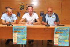 O concelleiro de Deportes, Román Romero, presentou esta mañá a “XII Concentración Moteira Cidade de Narón” acompañado polo presidente e o secretario do Moto Club Fojeteiros, José María López Quintián e José Antonio Suárez, respectivamente. O concelleiro de Deportes, Román Romero, presentou esta mañá a “XII Concentración Moteira Cidade de Narón” acompañado polo presidente e o secretario do Moto Club Fojeteiros, José María López Quintián e José Antonio Suárez, respectivamente.